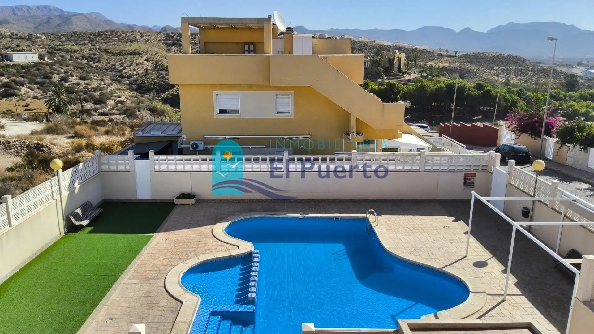 Attic for sale in El Alamillo