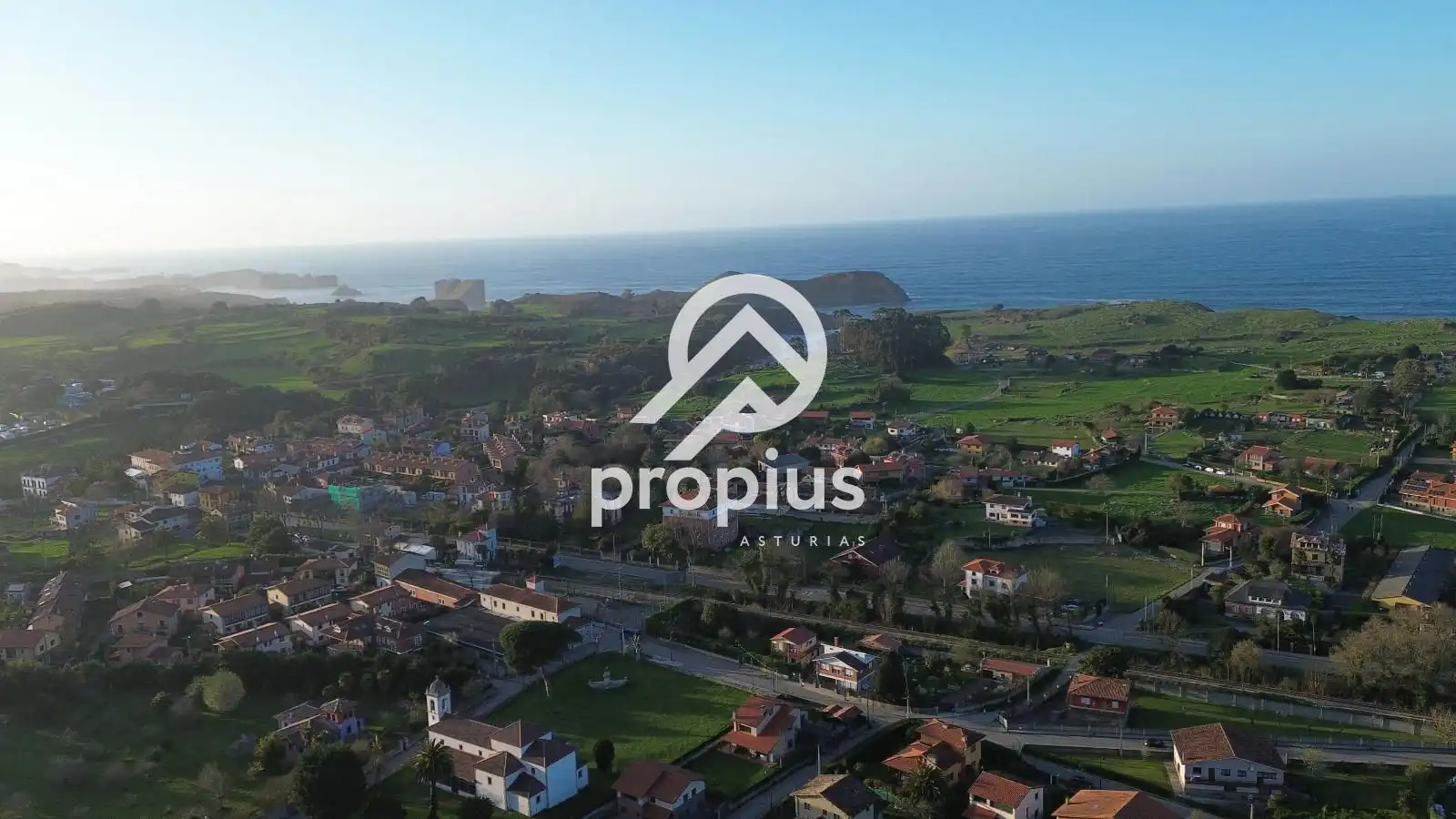 Land for sale in Llanes