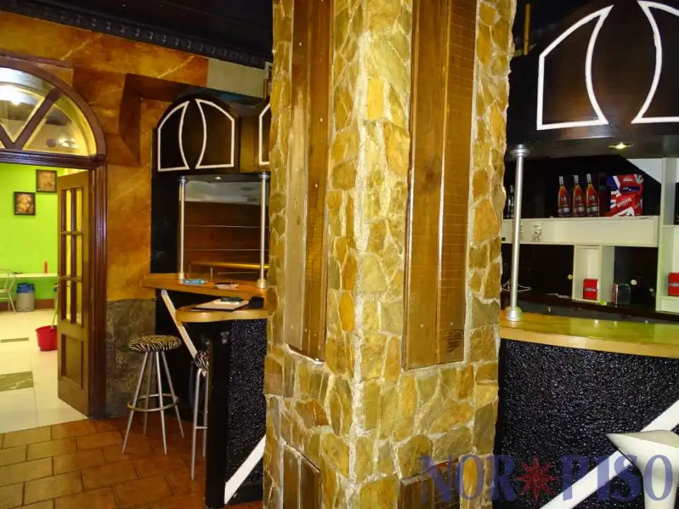 Local comercial en venda a Ibaiondo, imagen 3