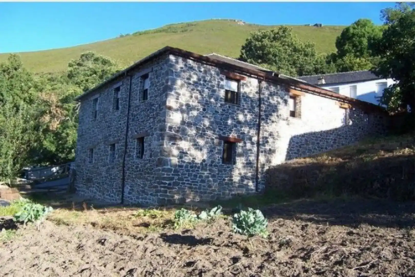Vista exterior de Casa o chalet en venta en Degaña
