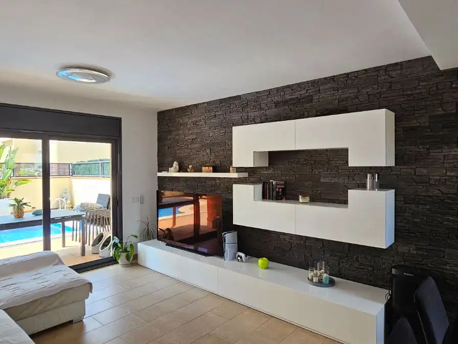 Villa con giardino in vendita a Passatge Sector Mestral 12 B, imagen 10