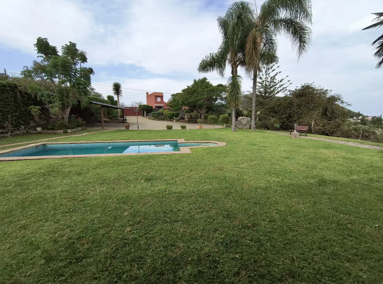 Piscina de Casa o chalet en venta en La Orotava con Jardín privado, Parquet y Terraza