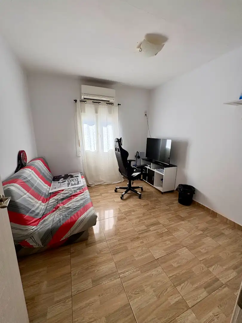 Sala d'estar de Casa o xalet en venda en Palol de Revardit amb Aire condicionat, Jardí privat i Terrassa