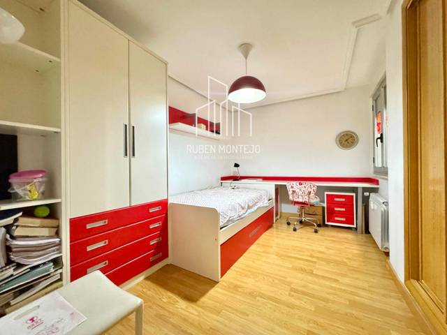 Piso en Venta en Villamayor en Carmelitas