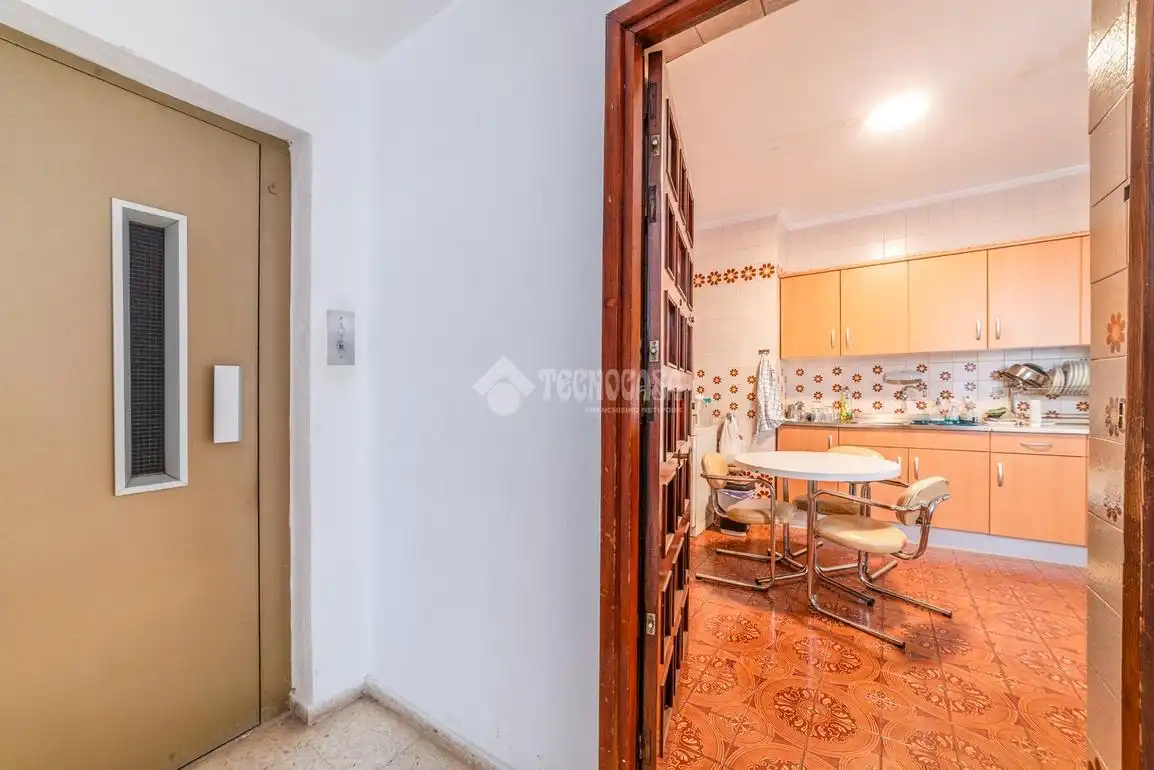 Cocina de Piso en venta en Sevilla con Calefacción y Terraza
