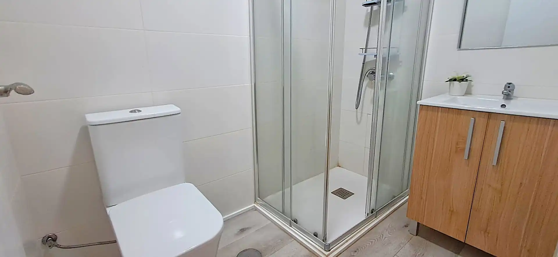 Baño de Planta baja en venta en Cartagena con Parquet y Amueblado