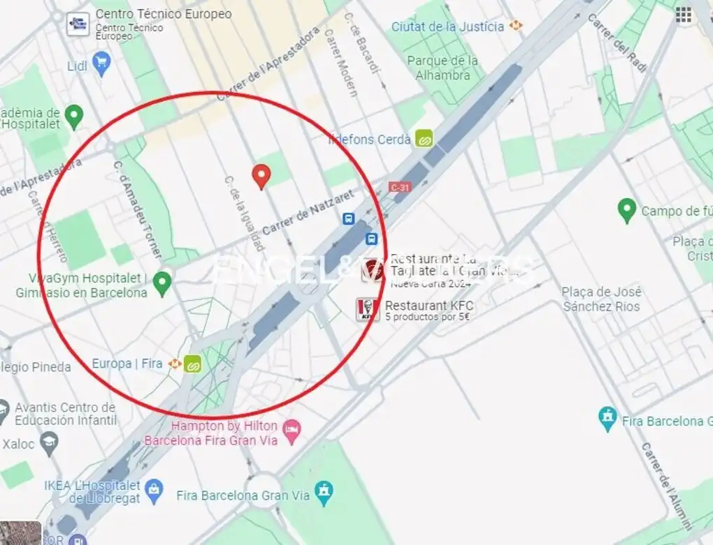 Àtic en venda en L'Hospitalet de Llobregat amb Aire condicionat, Calefacció i Terrassa
