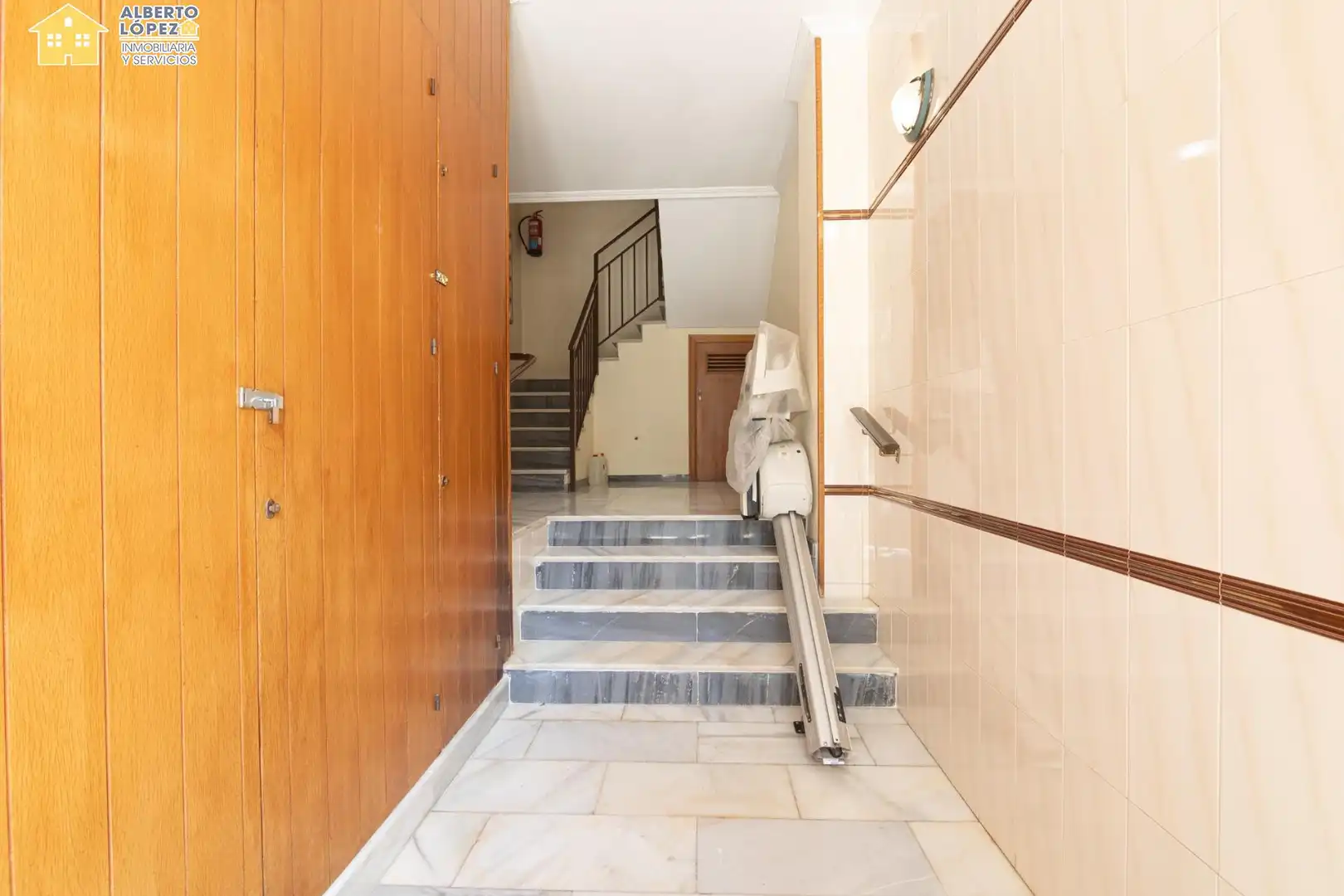 Apartament en venda en Elche / Elx amb Terrassa i Balcó