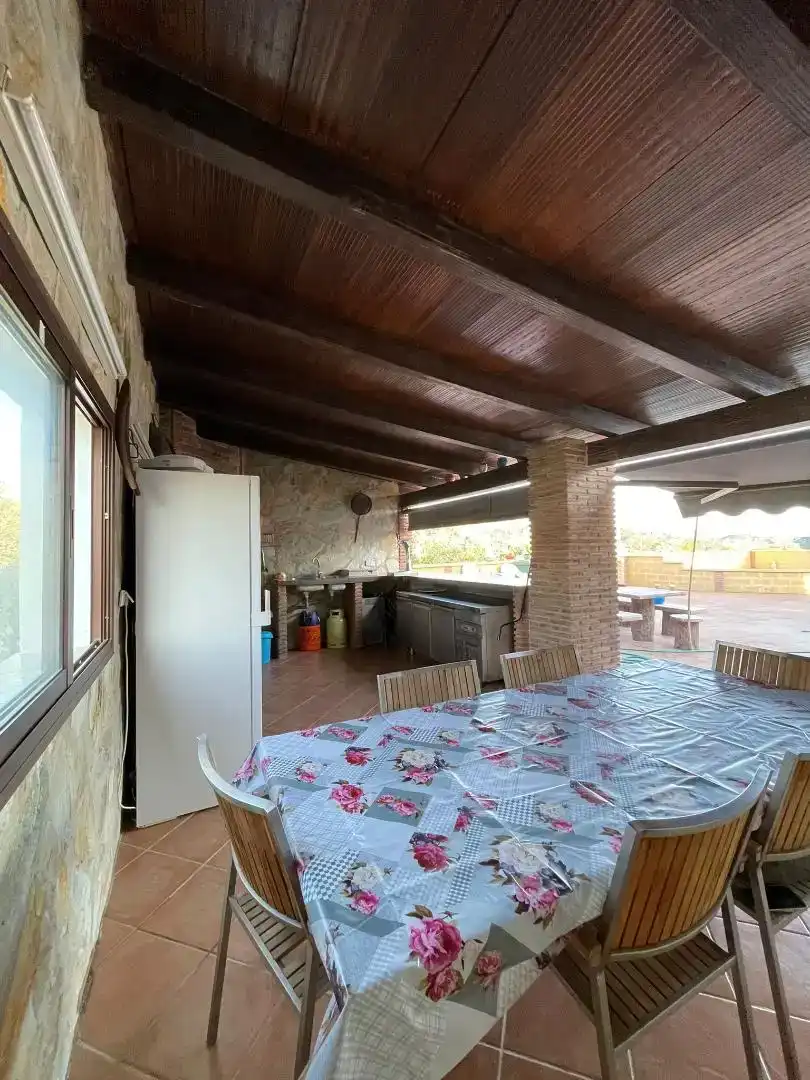 Terraza de Casa o chalet de alquiler en Álora con Aire acondicionado, Jardín privado y Piscina