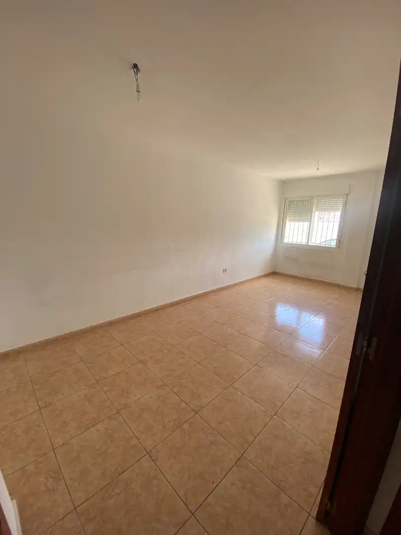 Piso con ascensor en venta en Calle la Gaviota, imagen 5