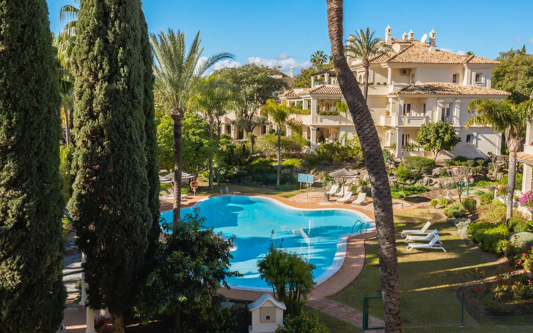 Àtic amb piscina en venda a Nueva Andalucía, imagen 33