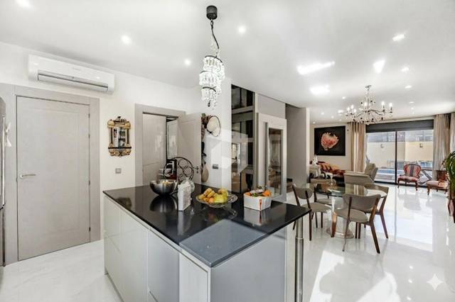 Casa adosada en Venta en Anunciadora en Estación