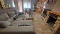 Sala d'estar de Casa o xalet en venda en Vallirana amb Calefacció, Jardí privat i Terrassa