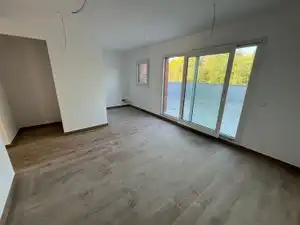 Casa con jardín en venta en Carrer Cadí, imagen 3