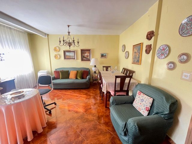 Sala de estar de Piso en venta en Valladolid Capital con Calefacción, Amueblado y Balcón