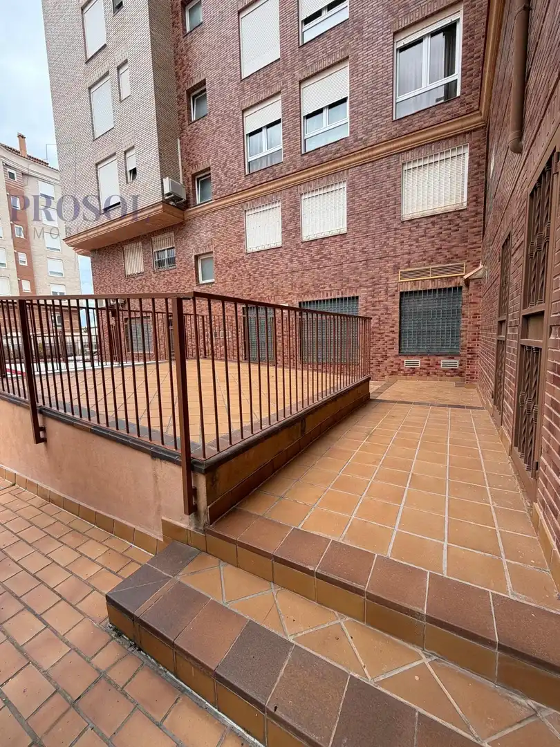 Business premises for sale in Piscinas