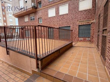 Local comercial en venda a Piscinas