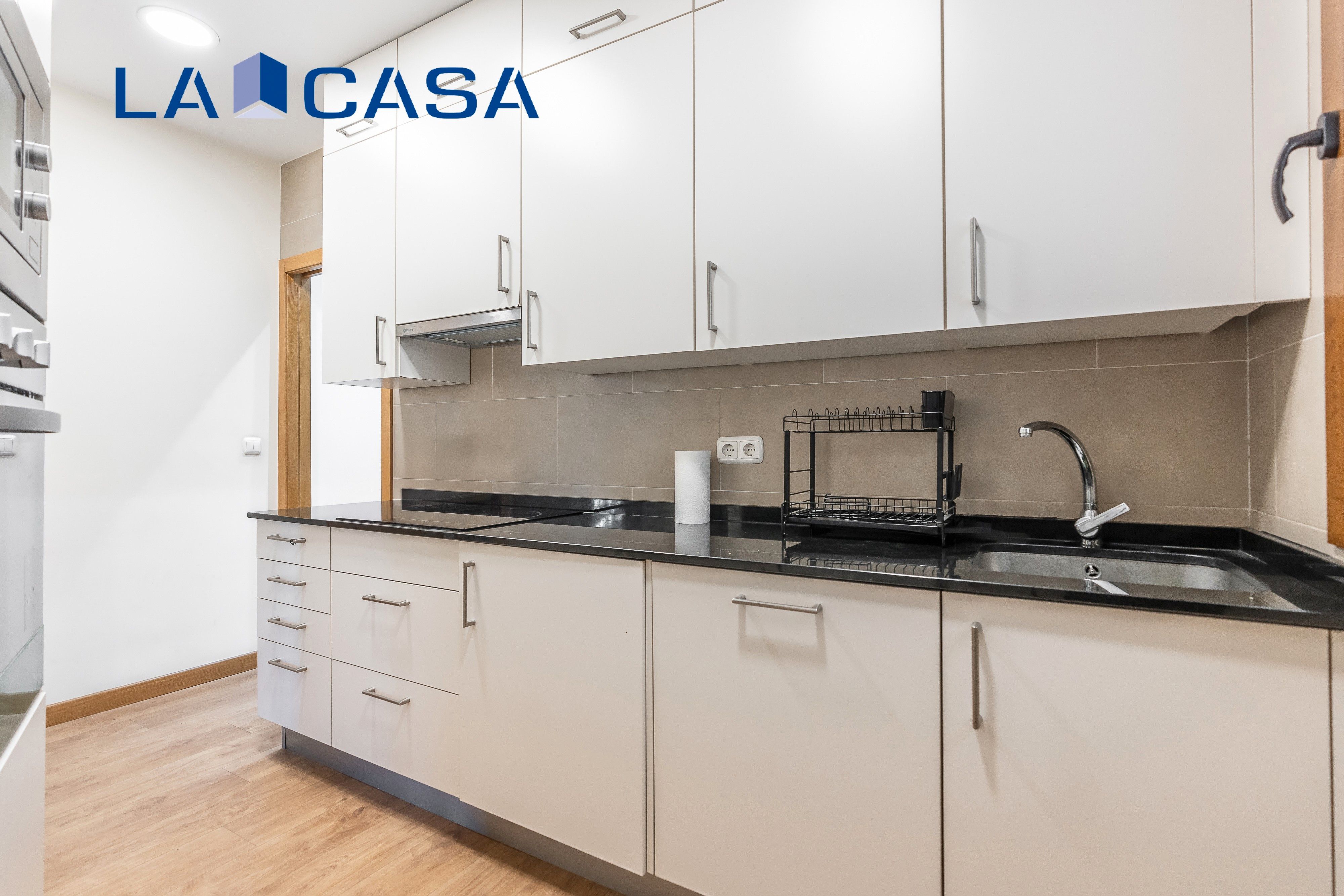 Cocina de Piso en venta en  Madrid Capital con Calefacción