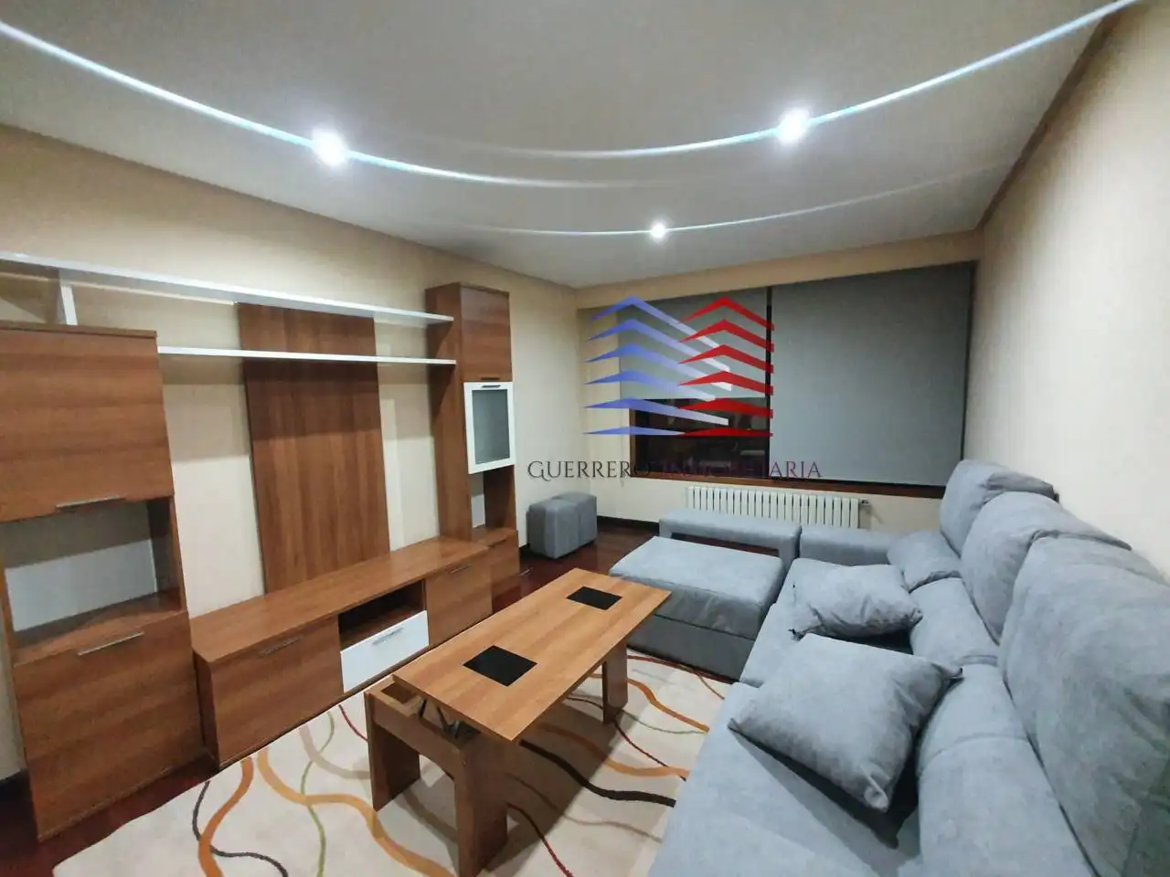 Sala de estar de Apartamento de alquiler en Ourense Capital  con Calefacción, Parquet y Amueblado