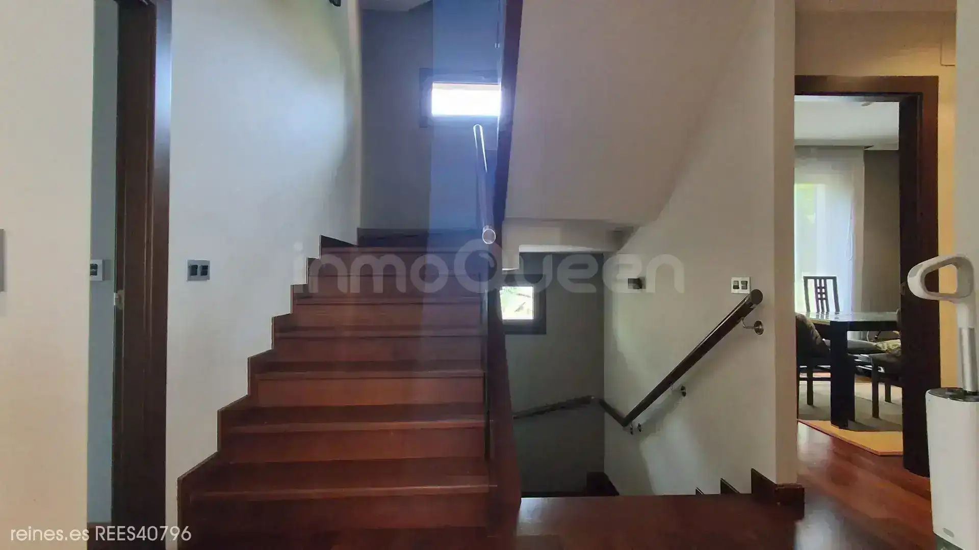 Casa o xalet en venda en Oviedo  amb Calefacció, Jardí privat i Terrassa