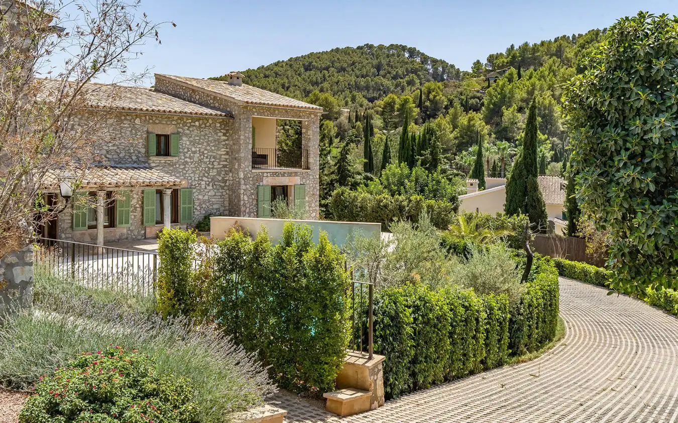 Country homes for sale in Calvià pueblo