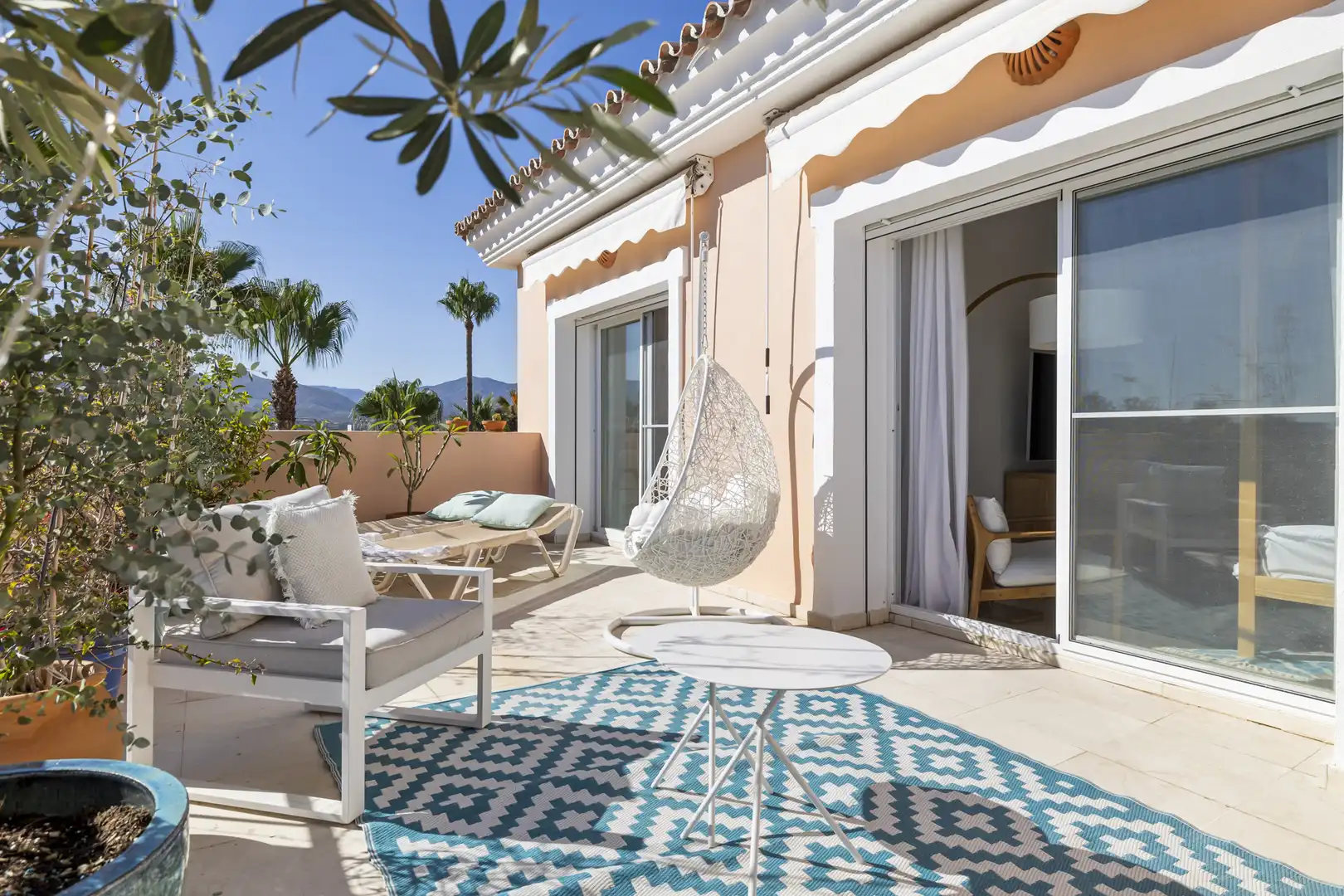 Terrassa de Àtic en venda en Estepona amb Aire condicionat, Terrassa i Piscina