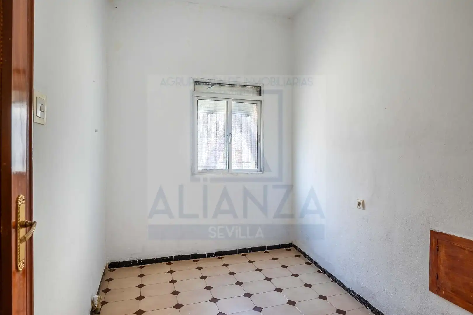 Dormitori de Casa adosada en venda en Camas amb Terrassa