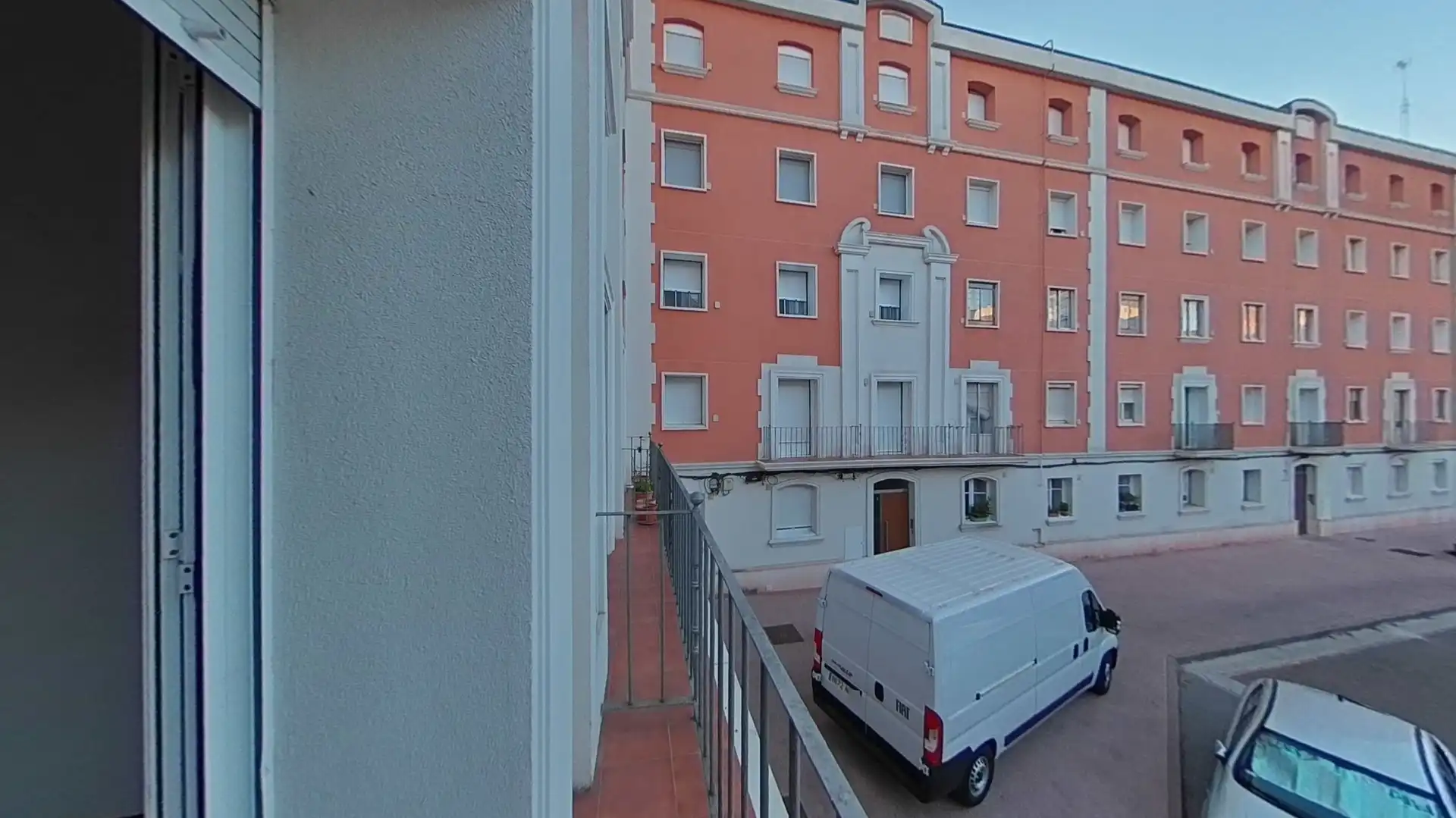 Vista exterior de Piso en venta en Burgos con Parquet