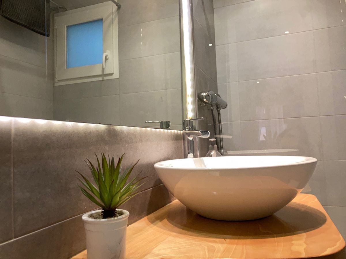 Bathroom of Flat for sale in  Tarragona Capital  with Air Conditioner, Heating and Balcony