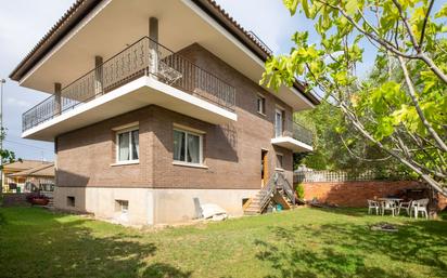 Vista exterior de Casa o xalet en venda en Girona Capital amb Calefacció, Terrassa i Traster