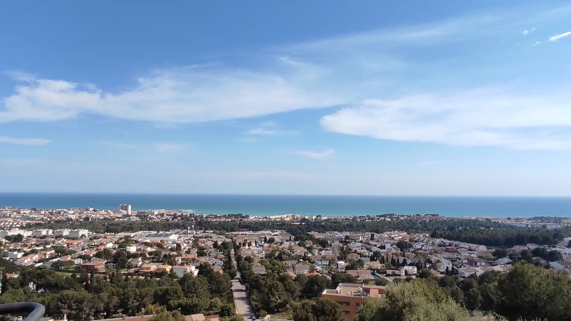 Vista exterior de Casa adosada en venta en El Vendrell con Aire acondicionado, Calefacción y Jardín privado