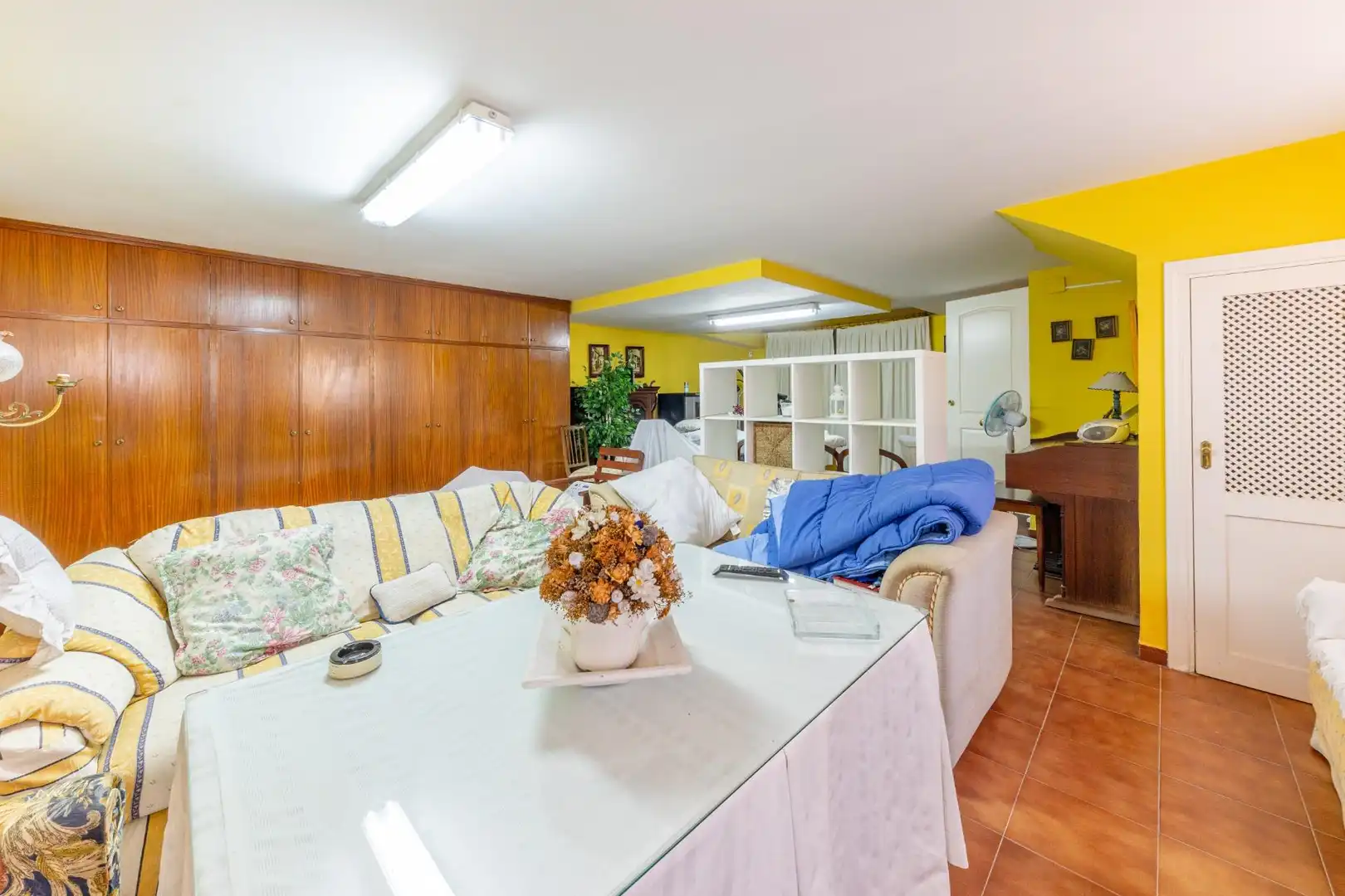 Casa aparellada amb terrassa en venda a Calle Calle Mistral, imagen 37