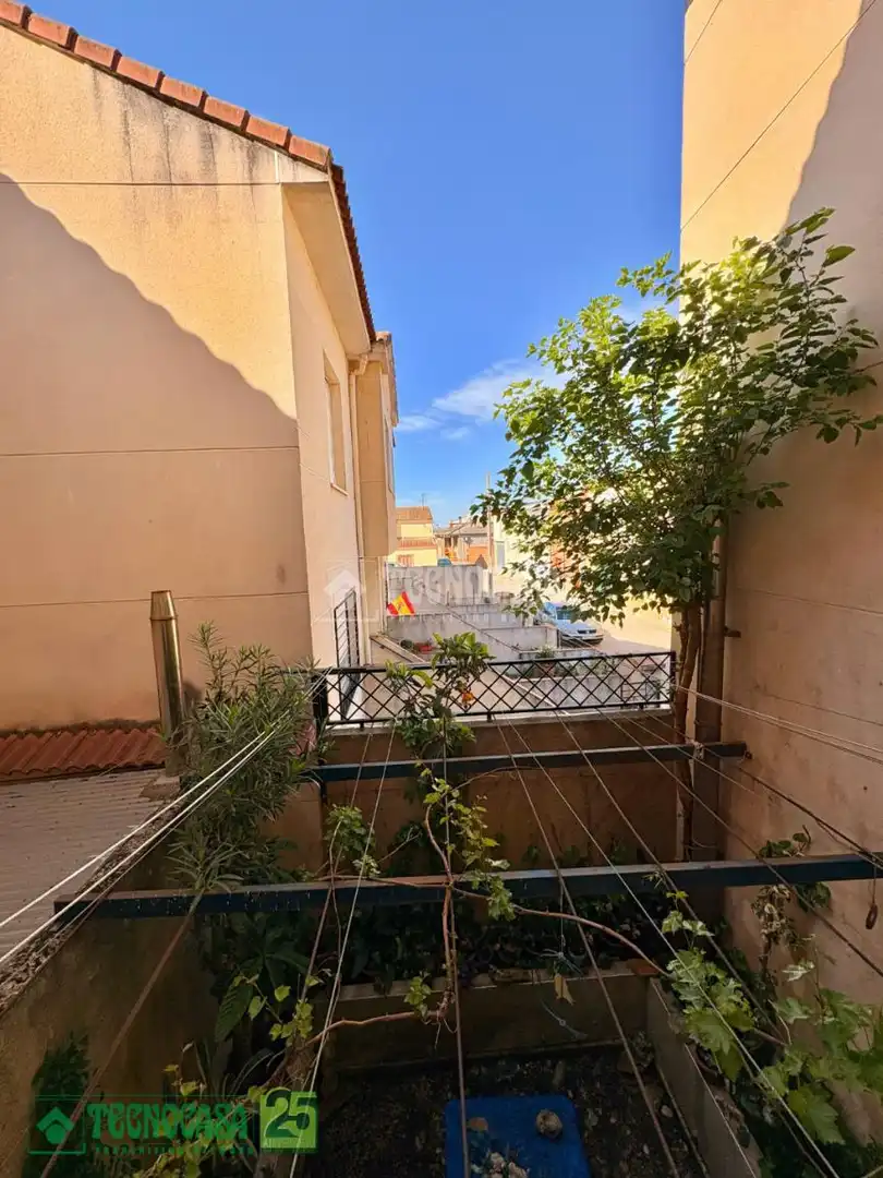 Terraza de Casa adosada en venta en Lillo con Calefacción