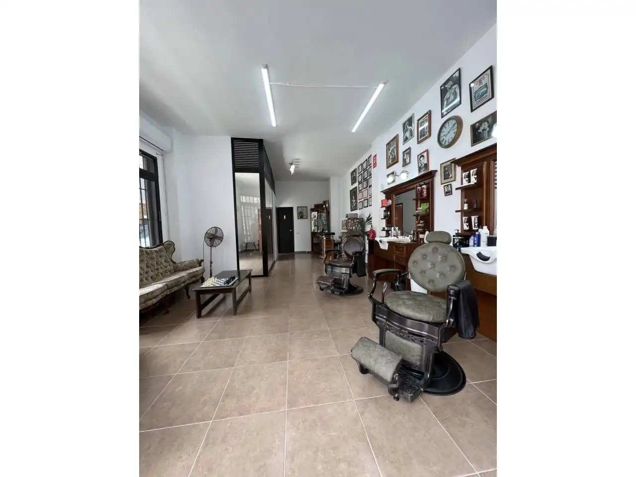 Local comercial en traspaso en Avenida Fernando Salazar González