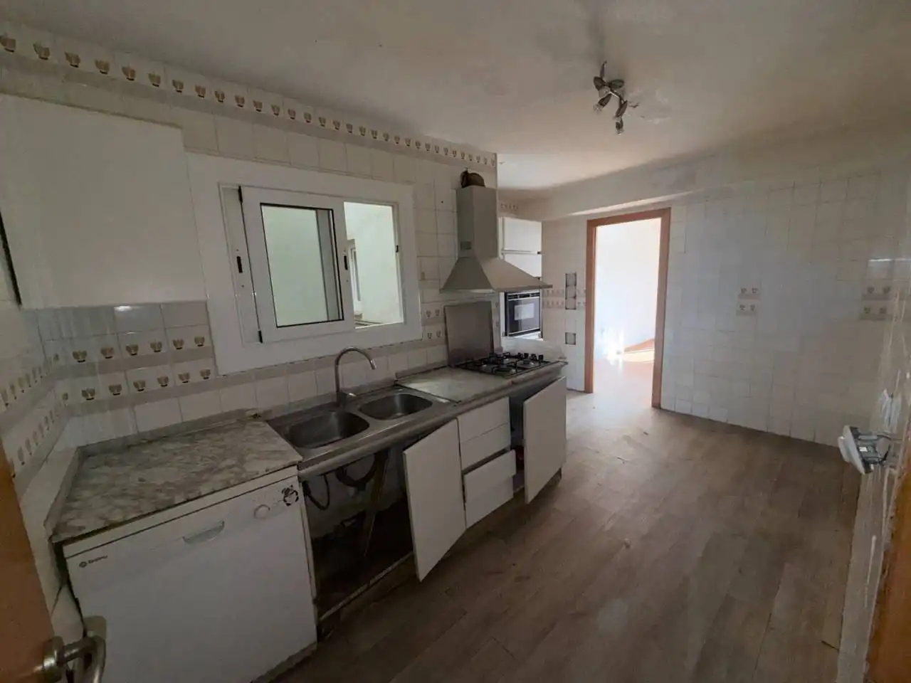 Cocina de Piso en venta en Terrassa con Parquet y Balcón