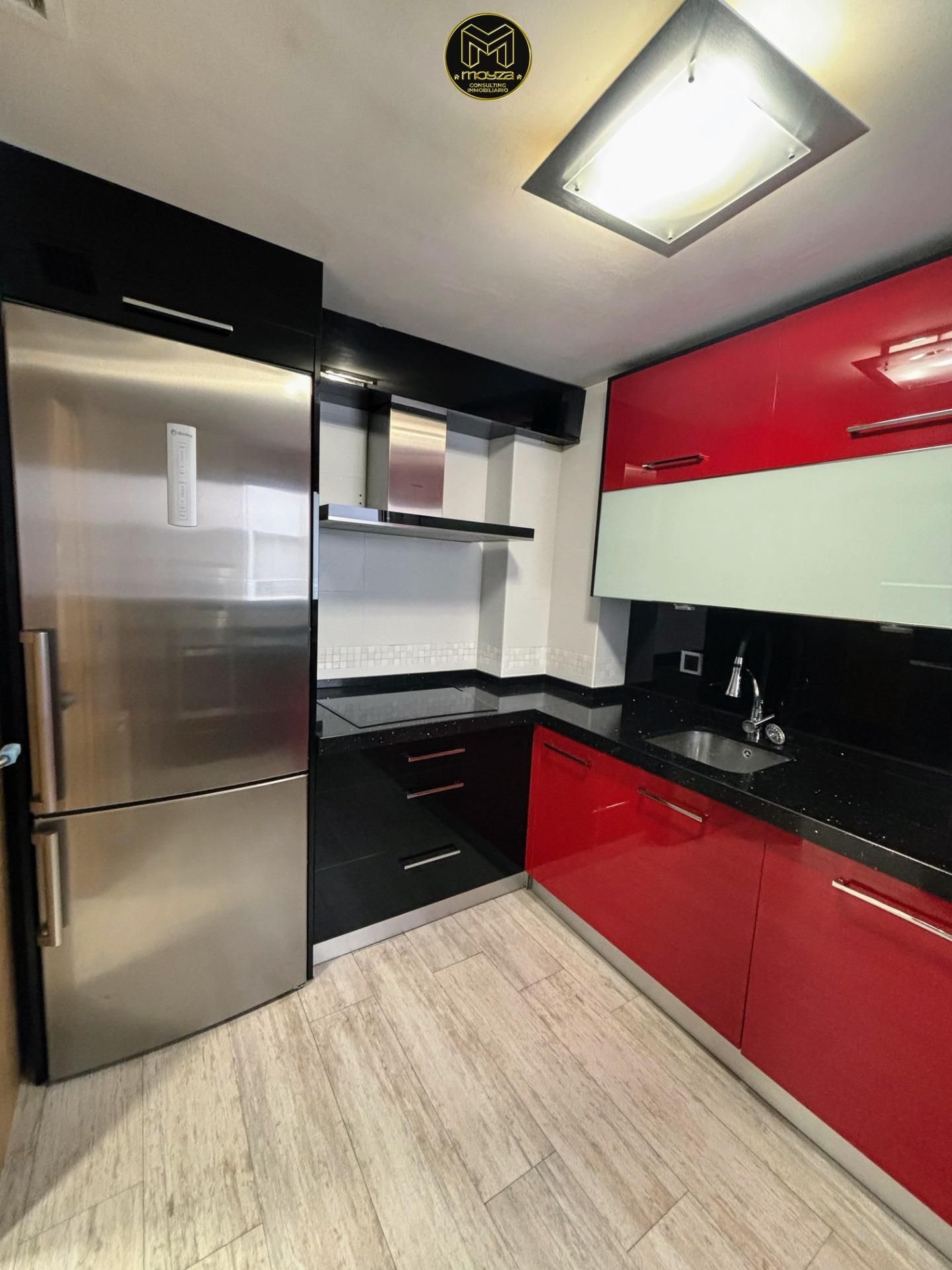 Cocina de Piso en venta en  Jaén Capital con Calefacción, Terraza y Trastero