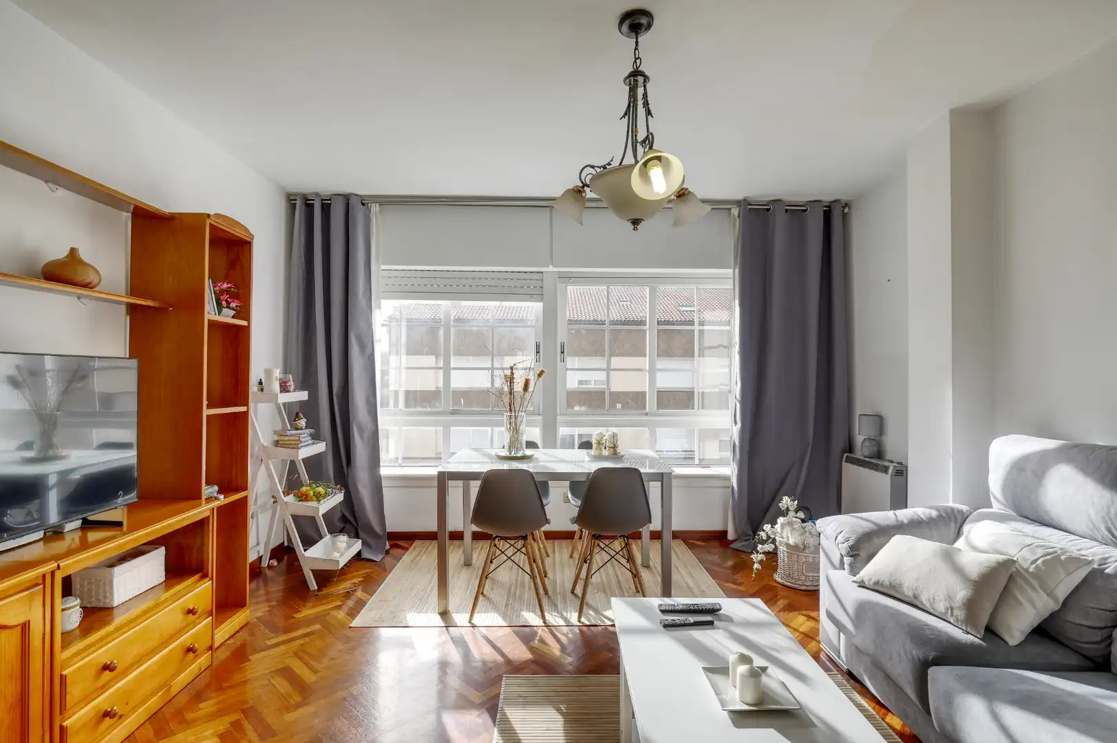 Living room of Flat for sale in Ponteceso  with Heating, Parquet flooring and Storage room