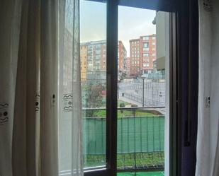 Bedroom of Flat to rent in Bilbao   with Heating