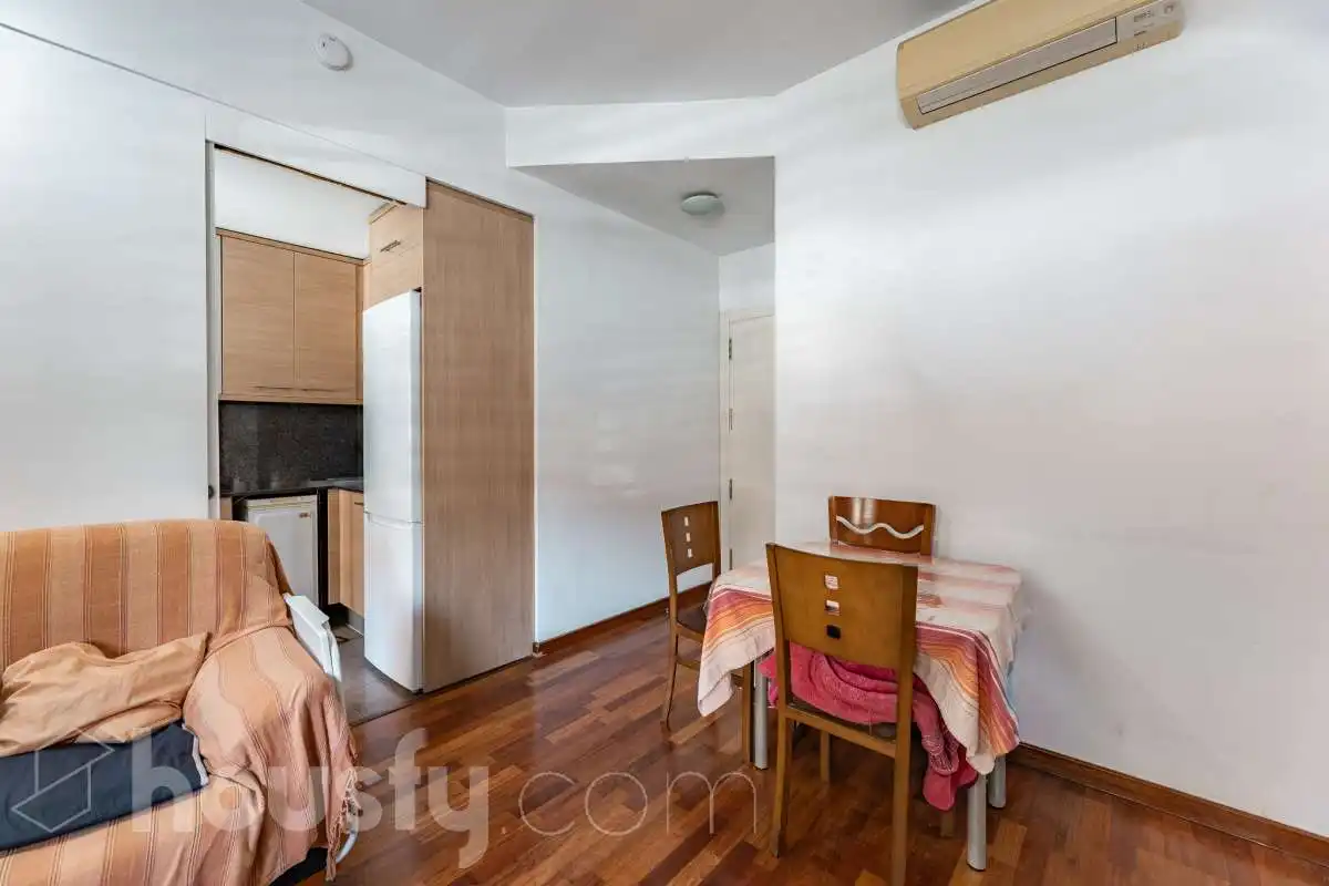 Kitchen of Ground floor for sale in Sabadell  with Air Conditioner, Heating and Parquet flooring