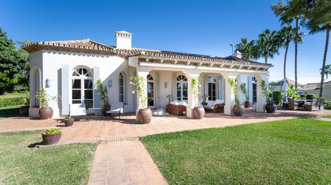 Villa clásica mediterránea con elegancia atemporal en Marbella, immagine 5