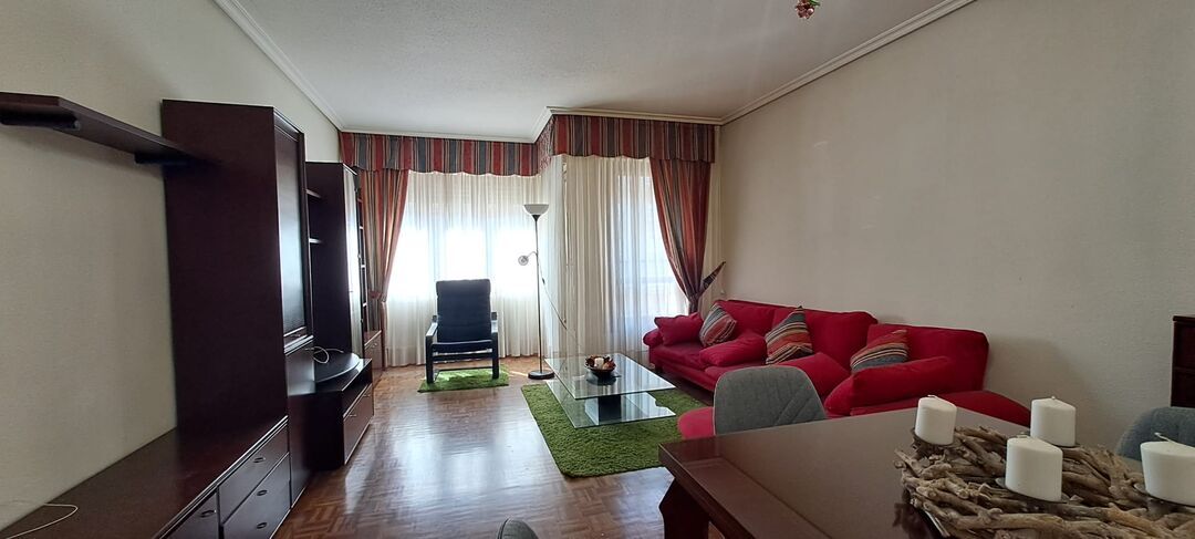 Living room of Flat for rent in Vitoria - Gasteiz  with Storage room