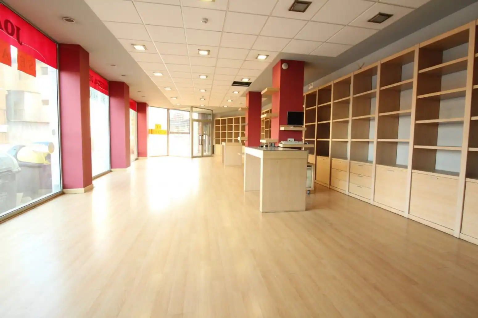 Local comercial en venta en Alisal - San Román, imagen 2