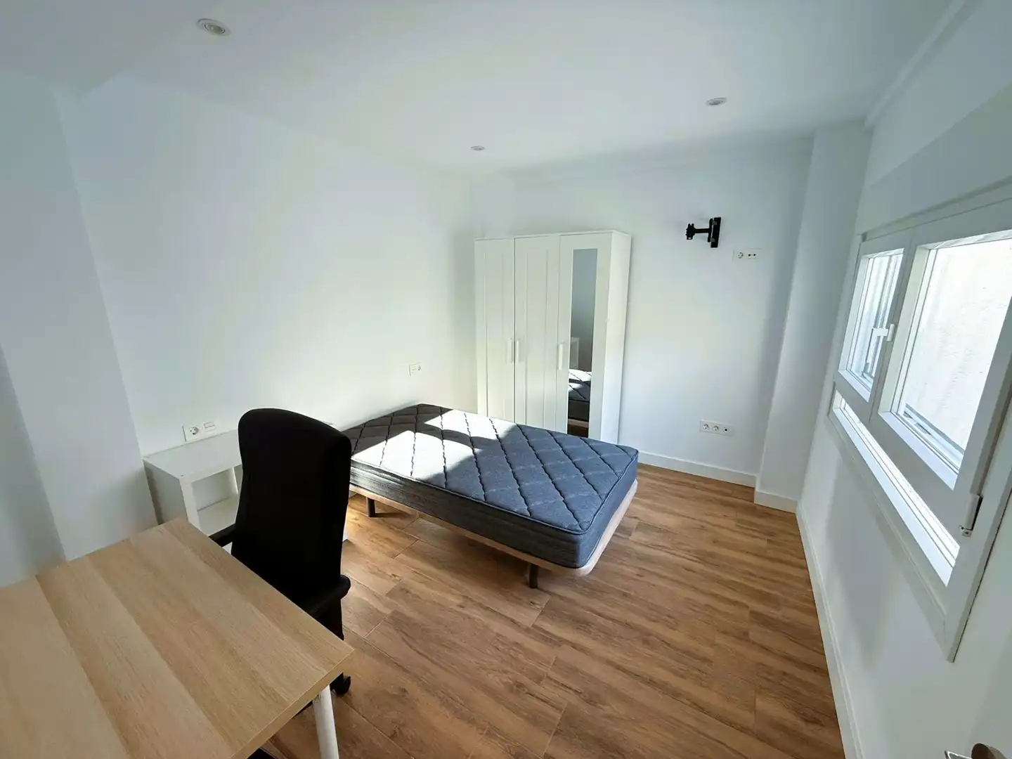 Bedroom of Flat for rent in Motril  with Air Conditioner, Heating and Furnished