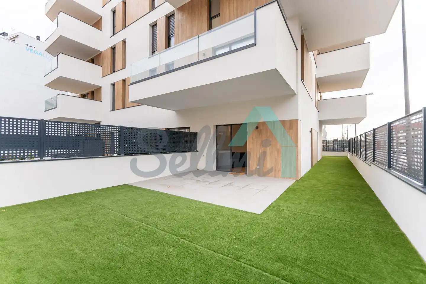 Terrassa de Planta baixa en venda en Oviedo  amb Aire condicionat, Calefacció i Terrassa