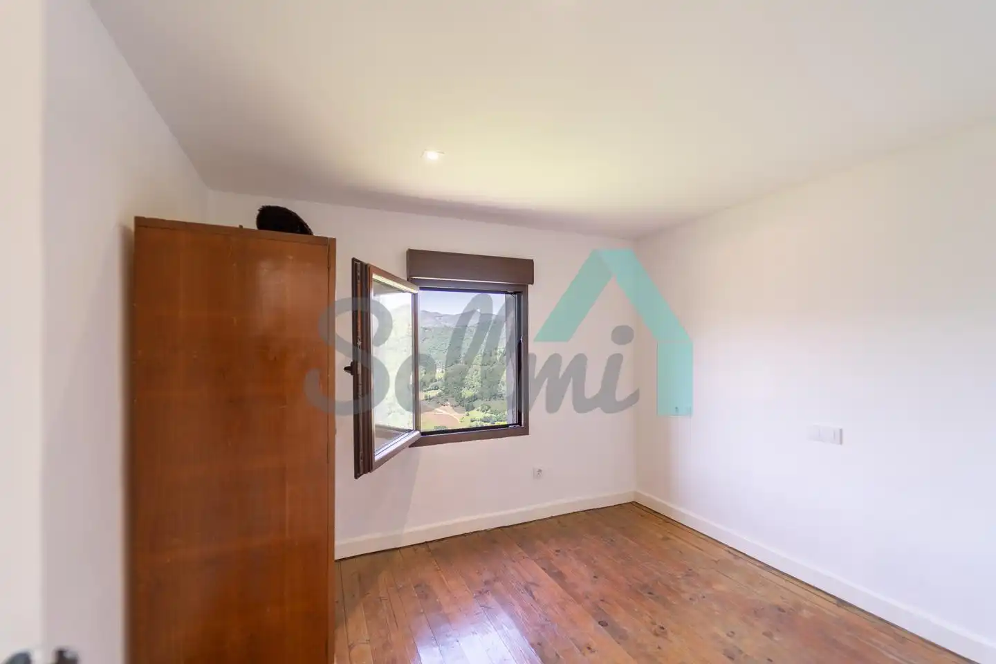 Habitación de Casa o chalet en venta en Laviana con Jardín privado, Parquet y Terraza