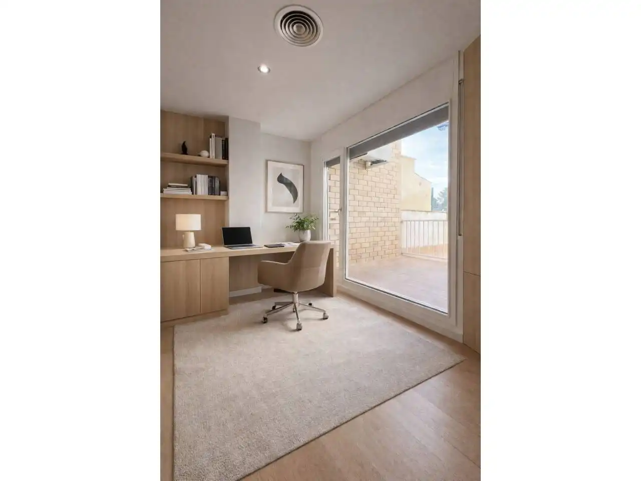 Dormitori de Oficina de lloguer en Girona Capital amb Aire condicionat i Calefacció