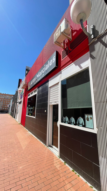 Exterior view of Premises for sale in Parla  with Air Conditioner