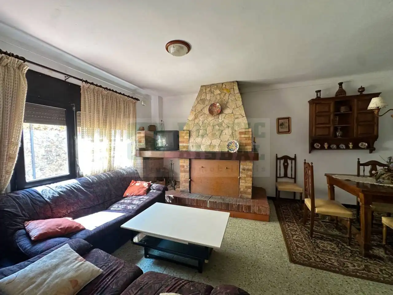 Sala d'estar de Finca rústica en venda en Garrigoles amb Terrassa