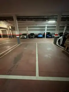 Parking de Piso en venta en Valladolid con Calefacción, Terraza y Trastero