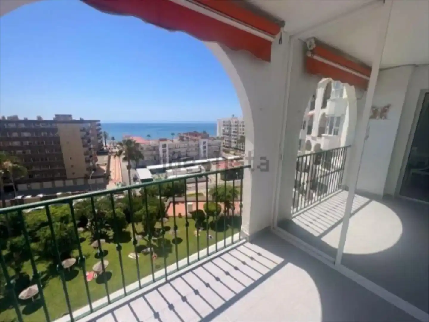 Vista exterior de Pis de lloguer en Fuengirola amb Aire condicionat i Piscina